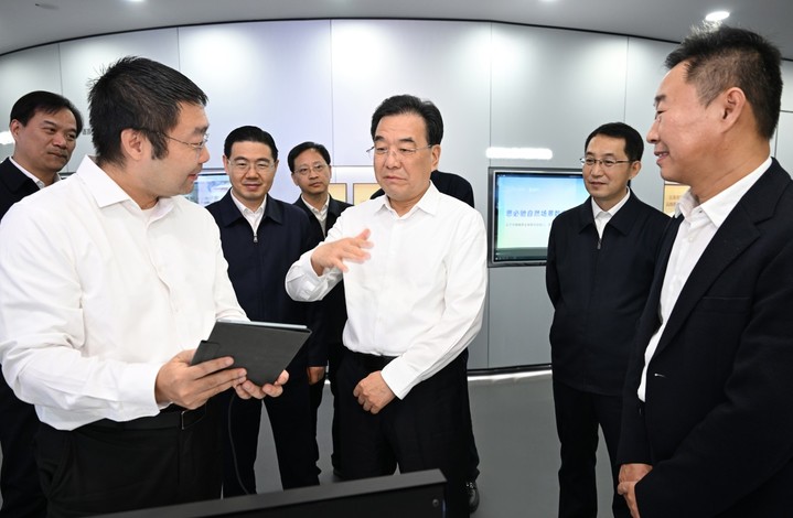信长星在苏州调研时强调 全面实施&ldquo;人工智能+&rdquo;行动 着力培育壮大新兴产业和未来产业